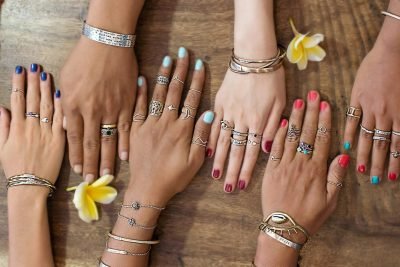 Canggu Jewelry Classes: Family-Friendly Creativity for Kids and Nannies